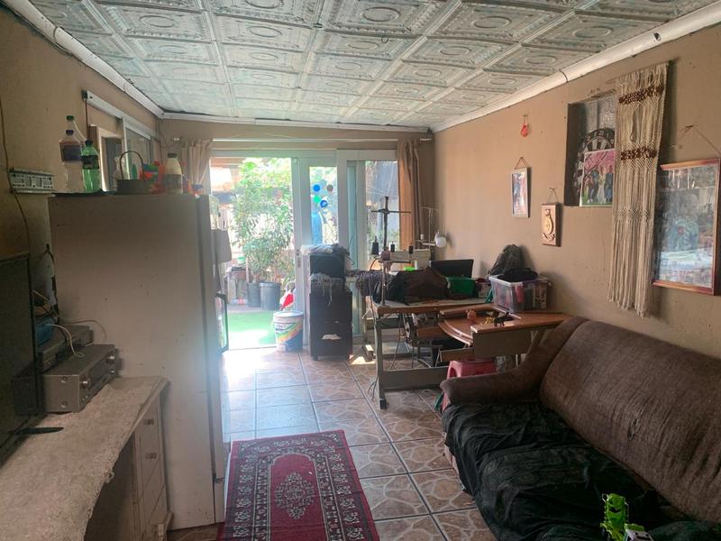 4 Bedroom Property for Sale in Lentegeur Western Cape